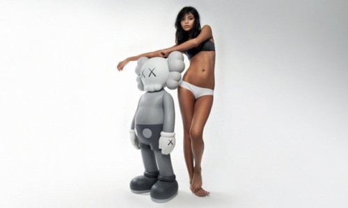 迎接 KAWS「CLEAN SLATE」展览，KAWS COMPANION 历代玩偶回顾